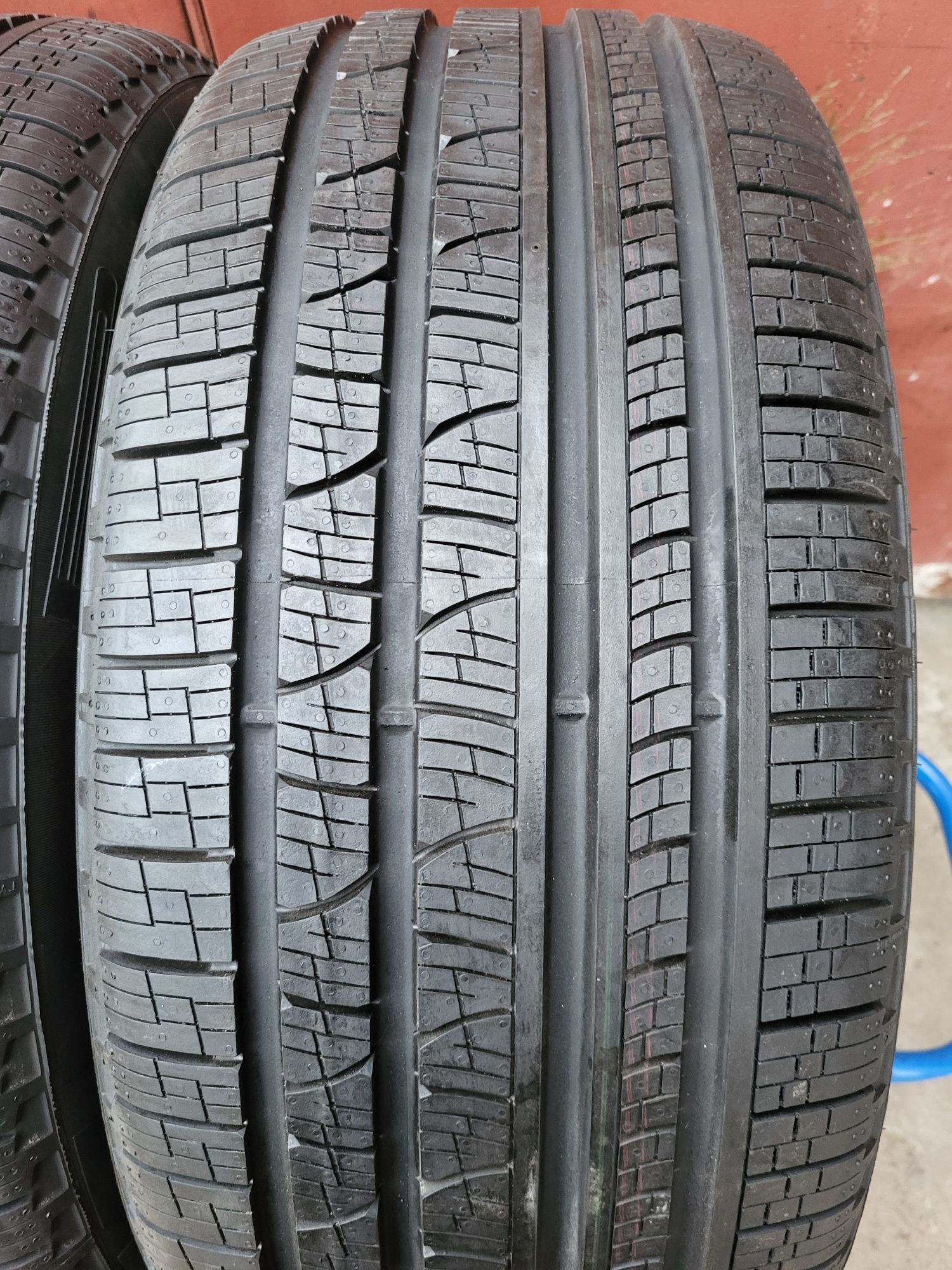 275/45/21 R21 Pirelli Scorpion Verde 4шт ціна за 1шт шини