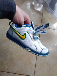 Buty Nike rozmiar 16 cm