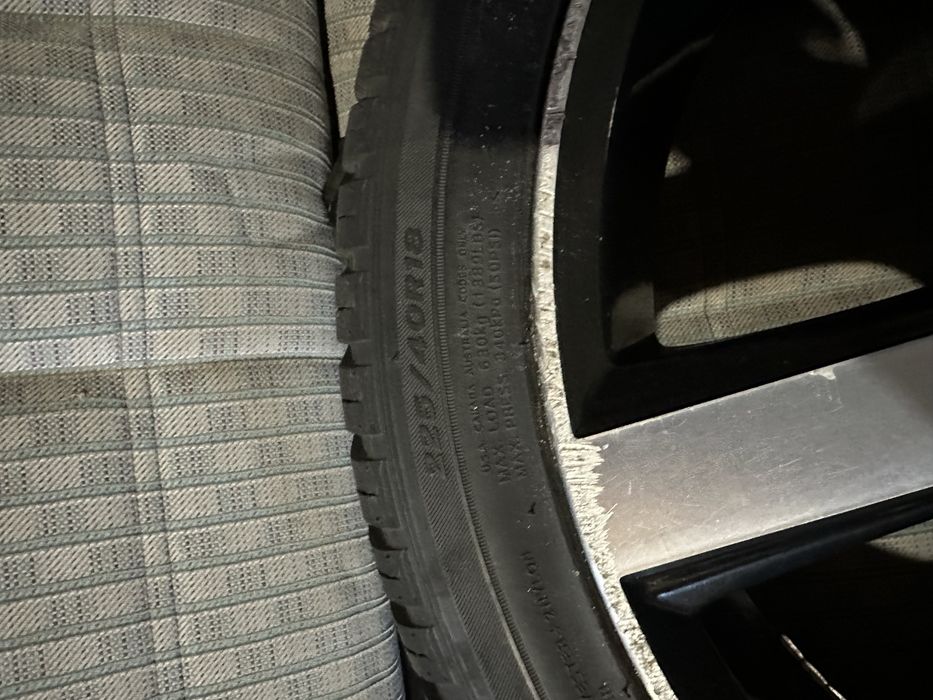 Зимова резина Hankok з дисками 225/40/18