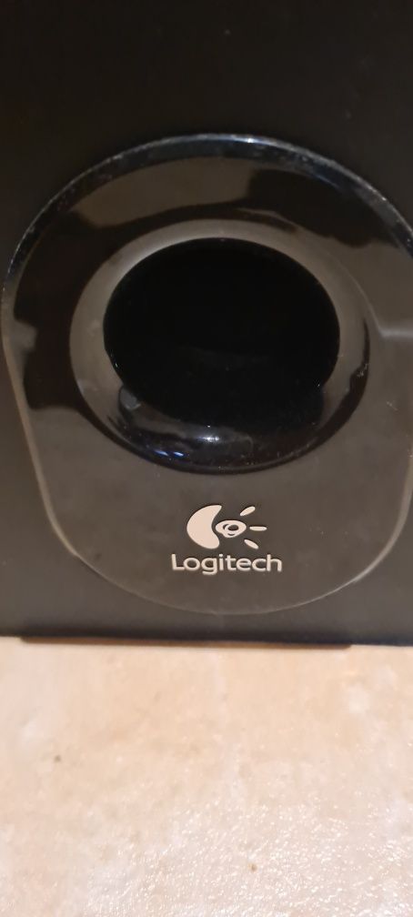 Colunas Logitech 2.1 para Pc