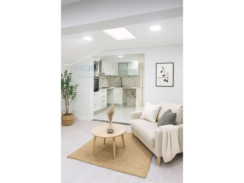 Moradia T1+1 Remodelada para Venda em Benavente