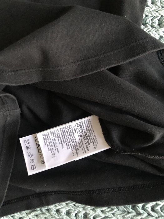 Czarna bawelniana kosxulka levis damska w bdb stanie super modna