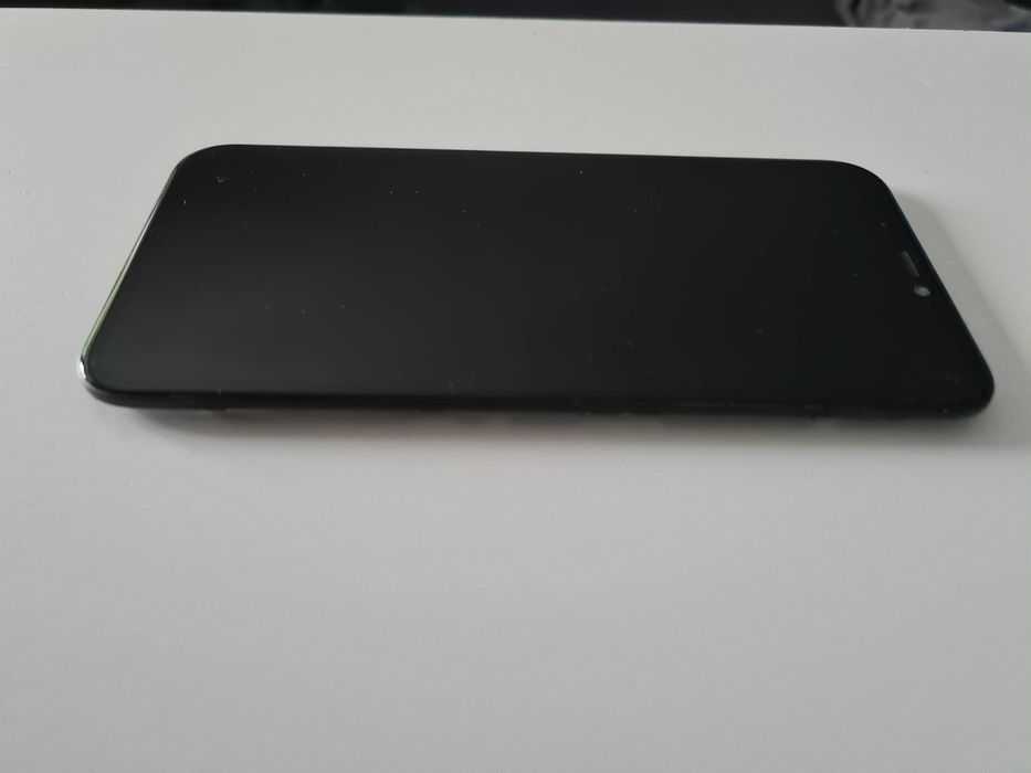 Oryginalny wyświetlacz Iphone 11 demontaż