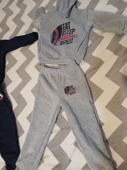 Продам теплий костюм 3-4 роки