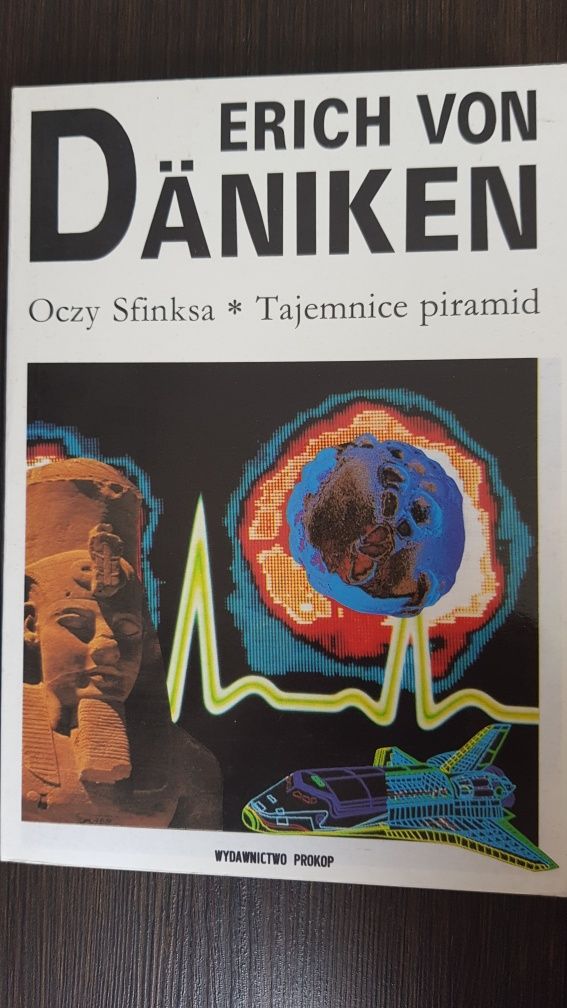 "Oczy sfinksa. Tajemnice piramid" Erich von Daniken