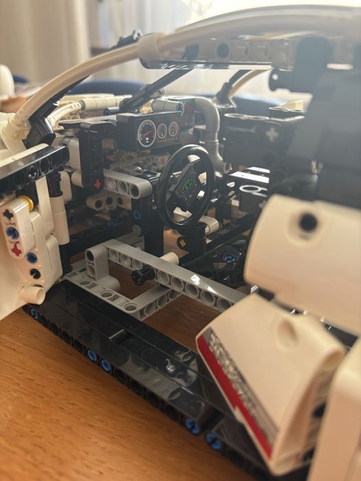 LEGO Technic 42096 Porsche 911 RSR