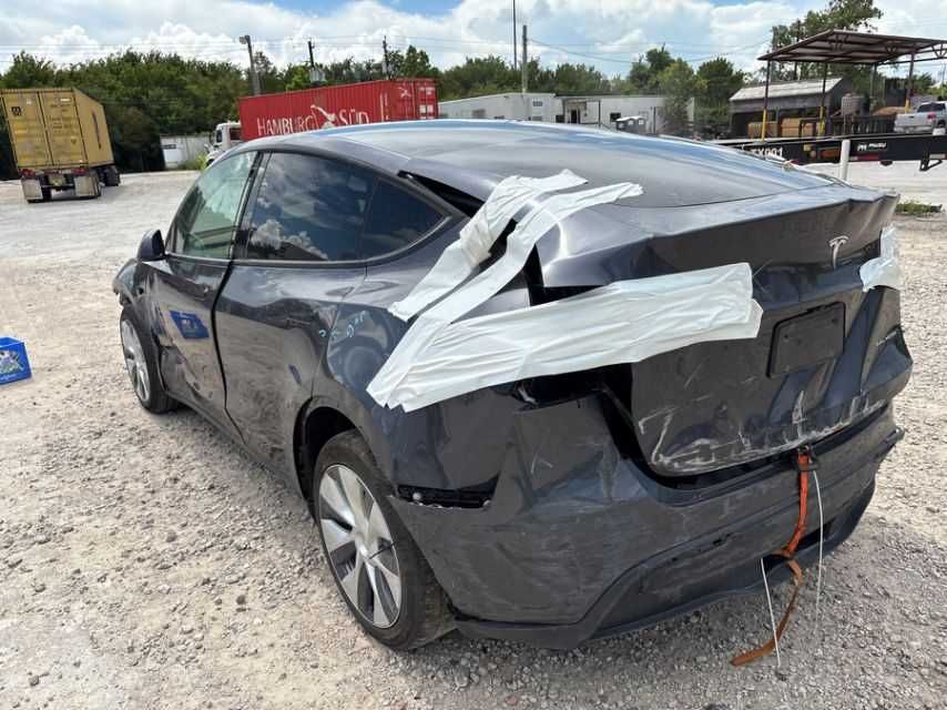 Tesla Model Y Long Range Dual Motor 2023