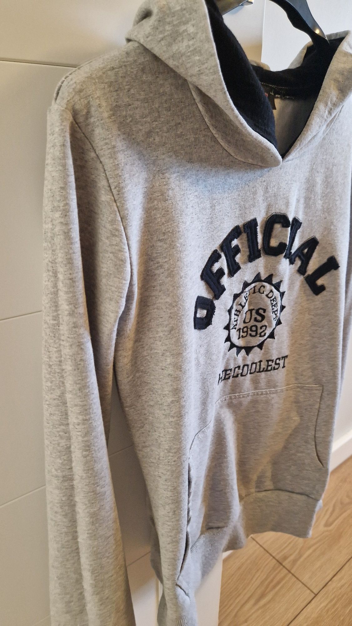 Bluza z kapturem M