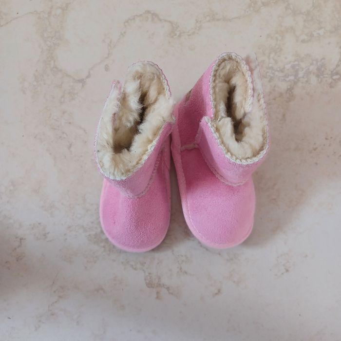 Buciki niechodki UGG AUSTRALIA nowe różowe