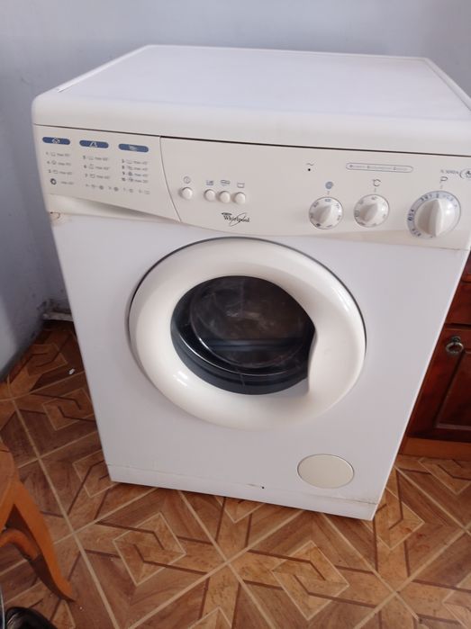 Пральна машина whirlpool б.у.