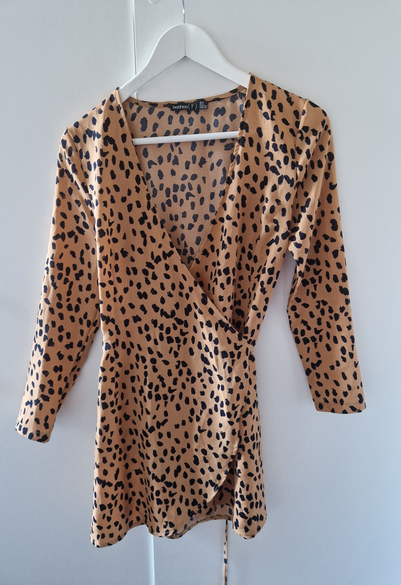 Sukienka Boohoo Petite w wzór dalmatyńczyka, rozmiar 34