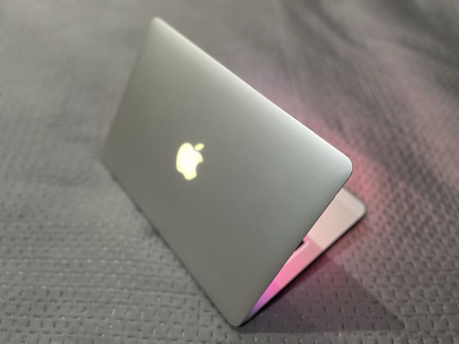 Apple Macbook 13 Pro, 8GB/256GB