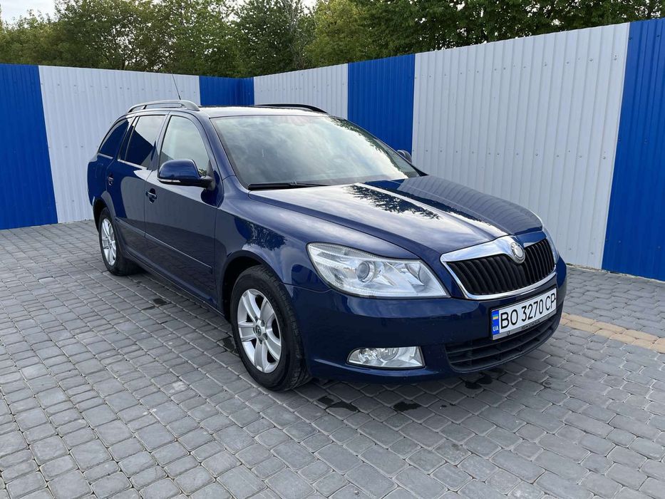 Октавія а5 універсал.