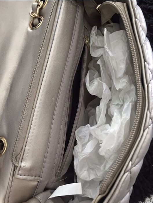 Bolsa/mala prateada NOVA