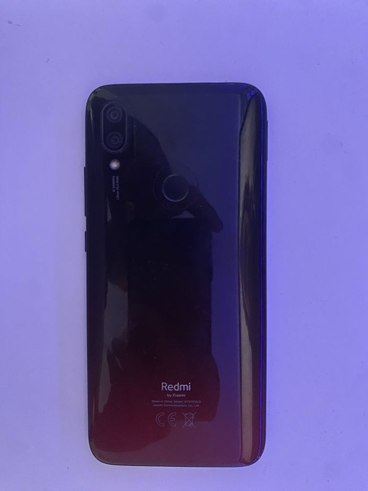 Продам телефон Xiaomi Redmi 7