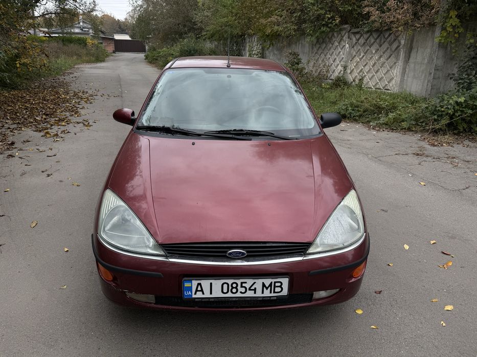 Ford Focus 1.8 бензин