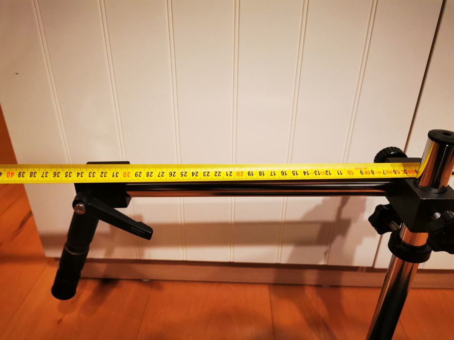 Stojak mikroskopu, uchwyt z podstawą