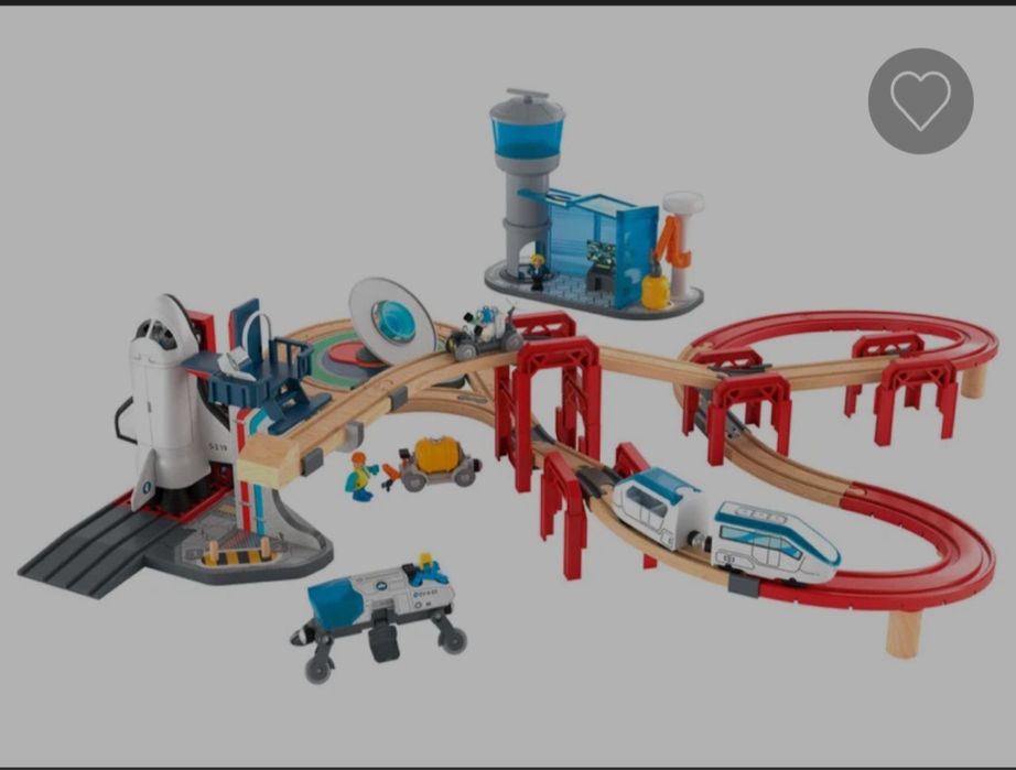 Деревяна залізниця Pley Tive. Космічна станція