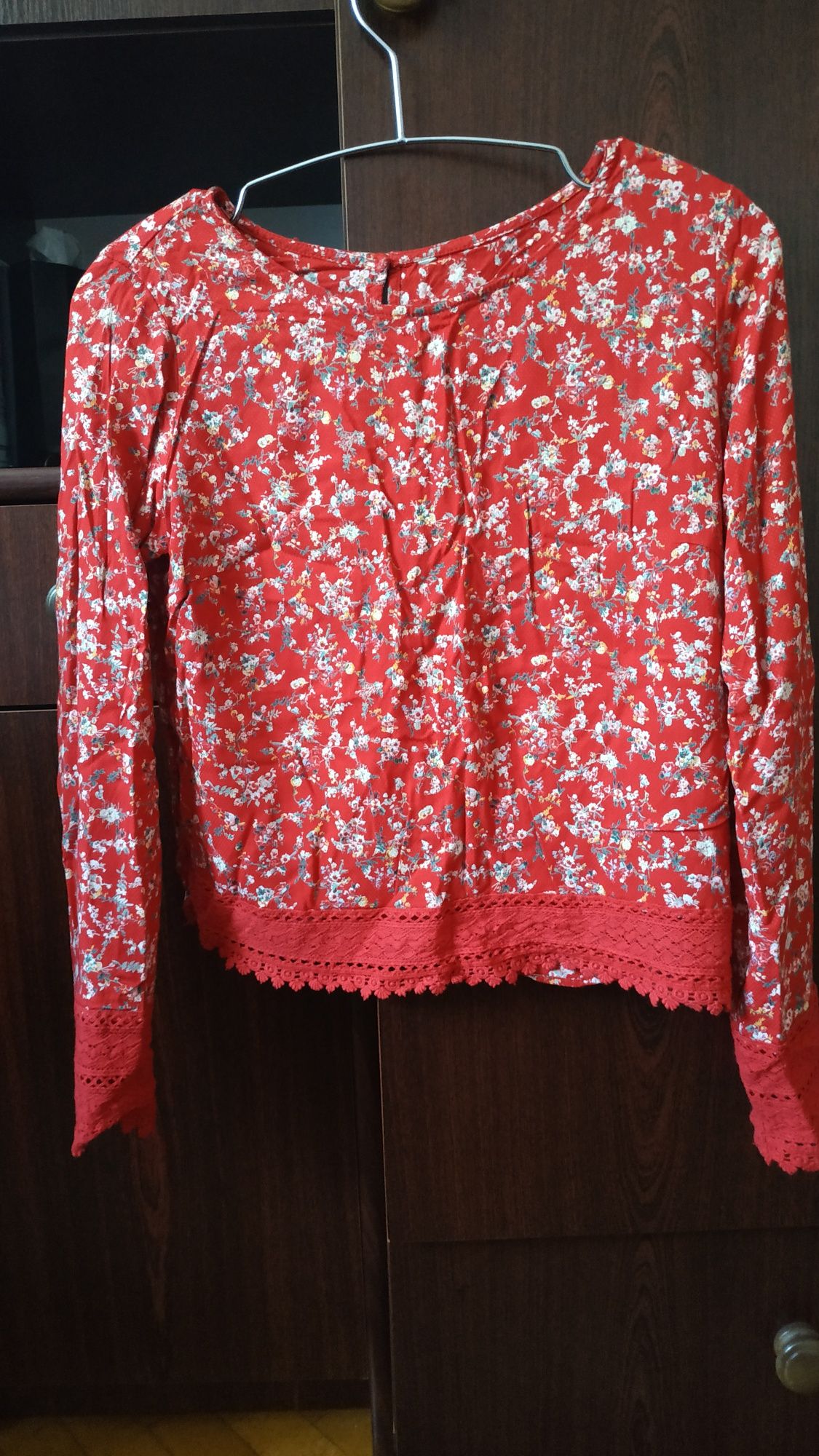 Блуза, кофта вкорочена із мереживом