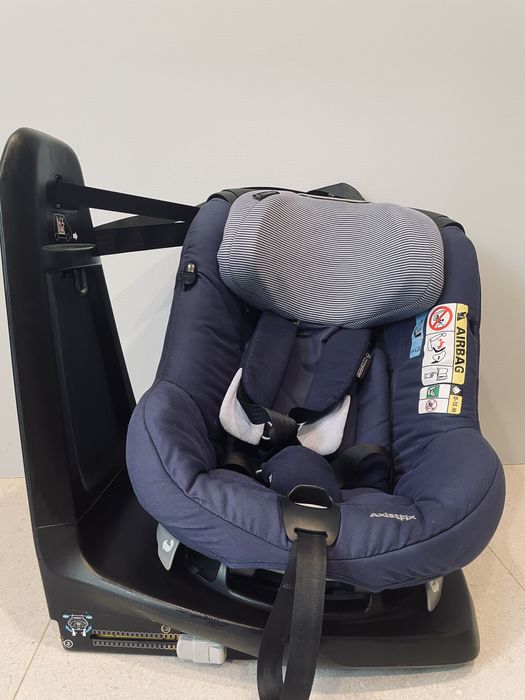 Автокрісло Maxi-cosi AxissFix с поворотним механізмом