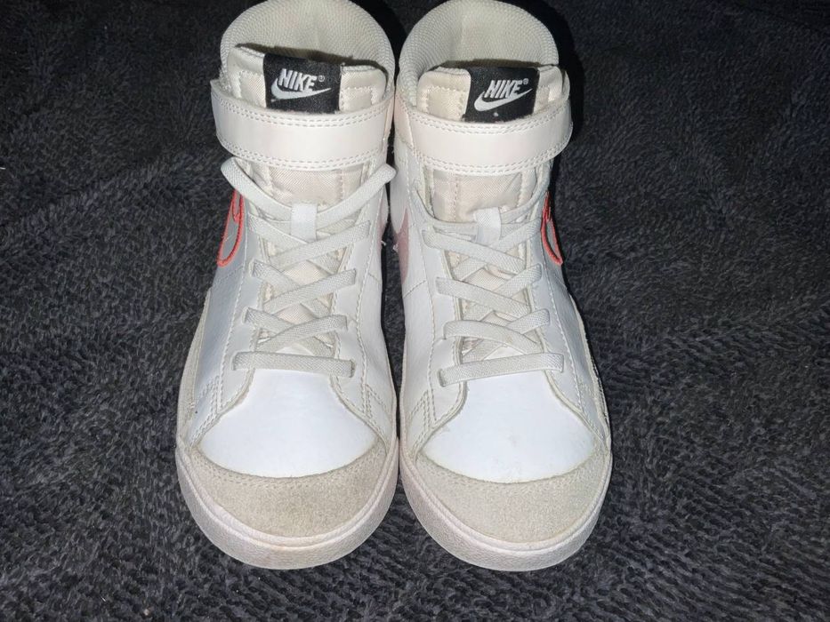 Снікерcи Blazer Mid '77 CZ1055 100 Білий nike