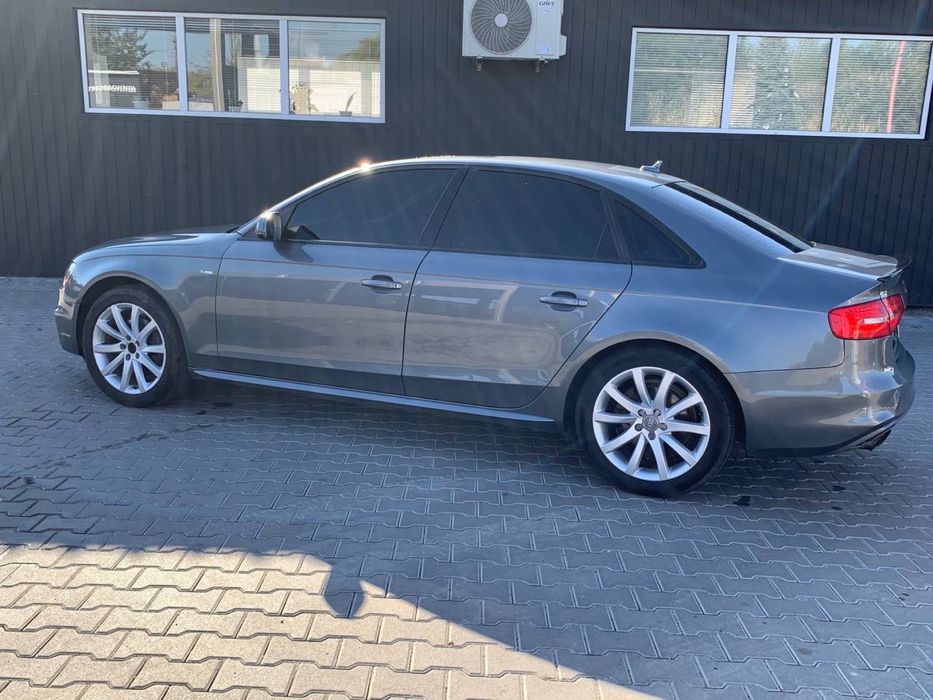 Продам audi a4 2014
