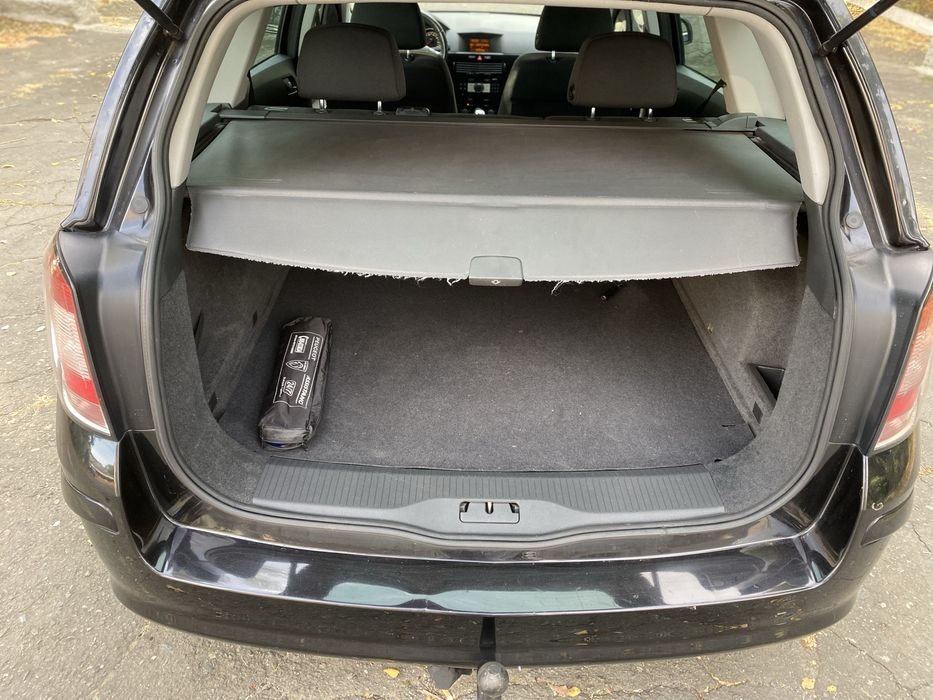 Продам OPEL ASTRA H 2010 рік