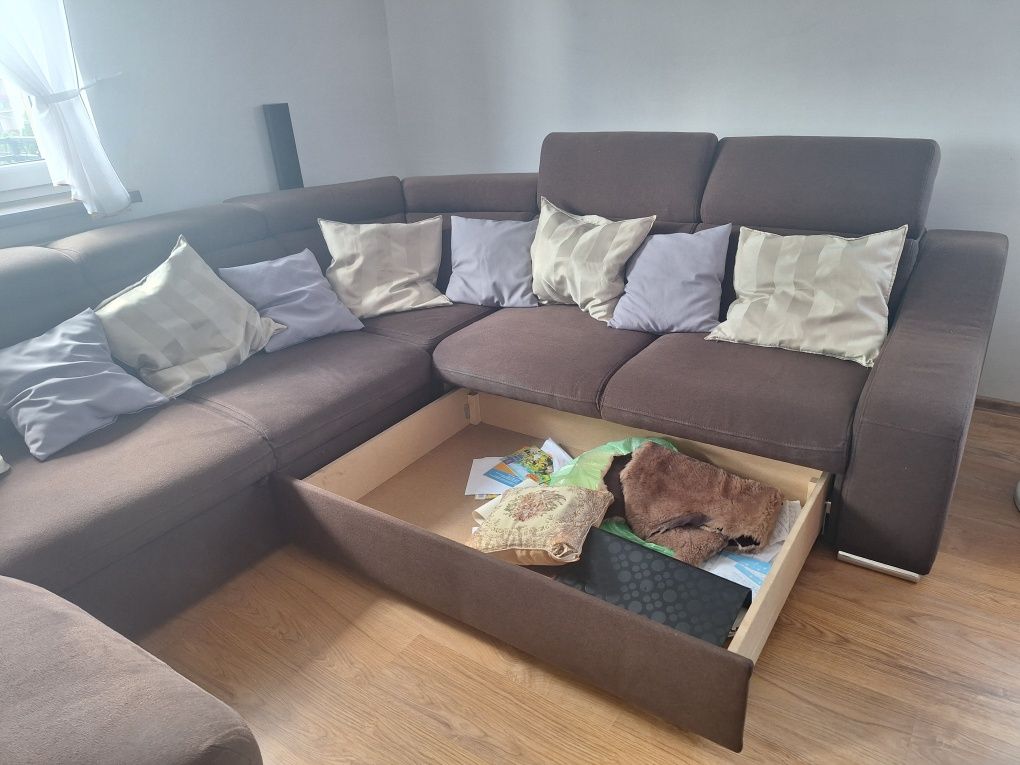 Narożnik duży 3 m x 2,53 m,  brązowy