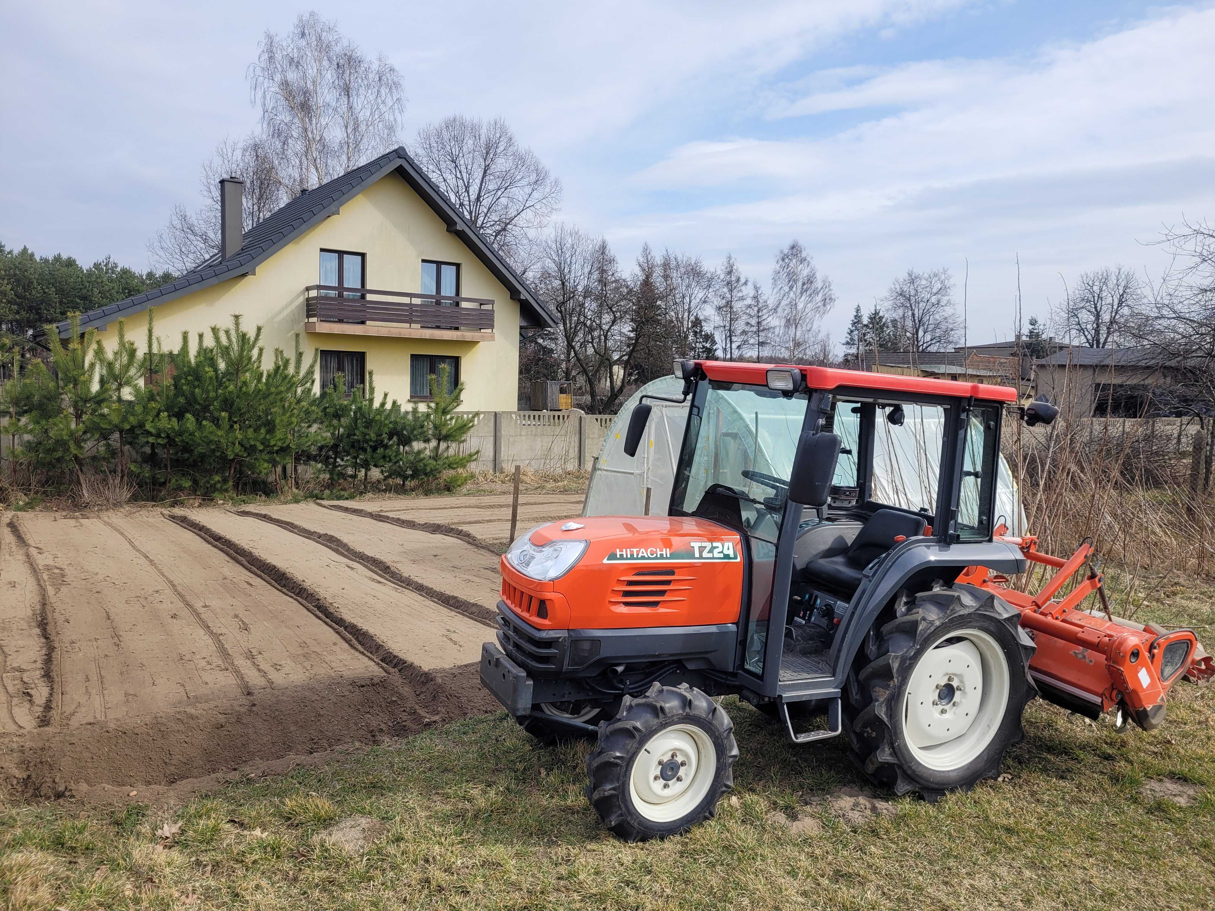 Uprawa ziemi glebogryzarką pod warzywa, trawnik. Koszenie .