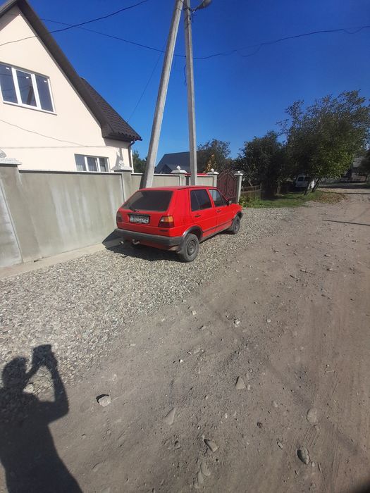 Продам авто вольцваген гольф 2.авто в ідеалі ціна 45000або обмін