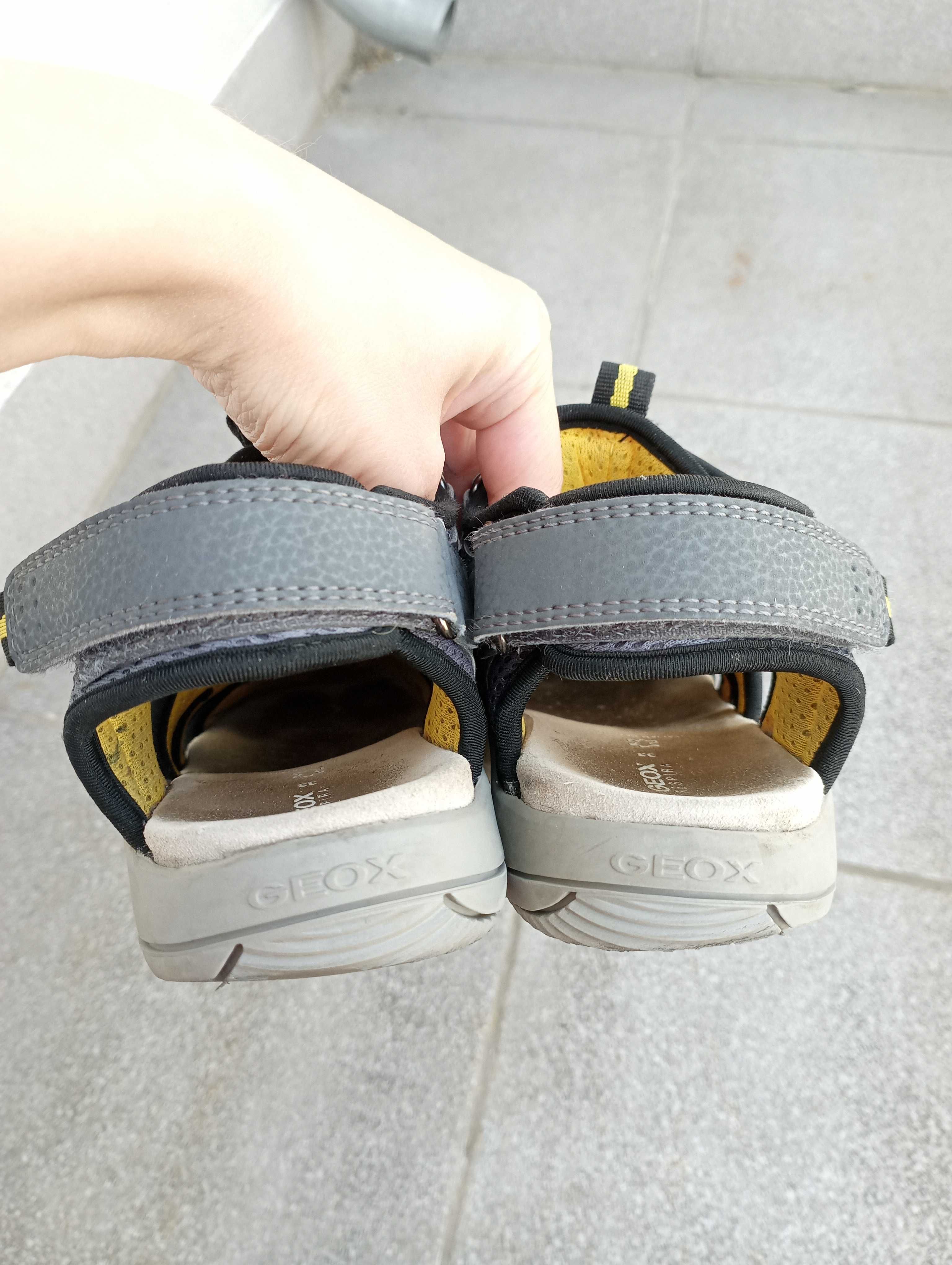 Dziecięce sandały Geox respira rozmiar 33 wkładka 20,5 cm