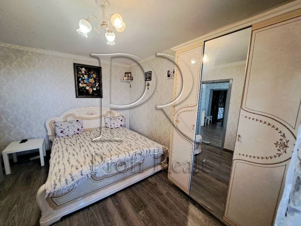 Продаж 3к квартири. м.Лісова. Мілютенко 11.