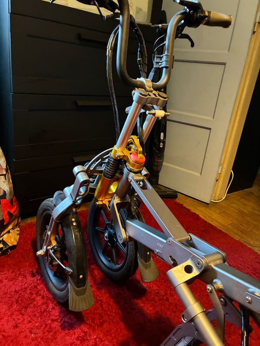 Mota eléctrica dobrável