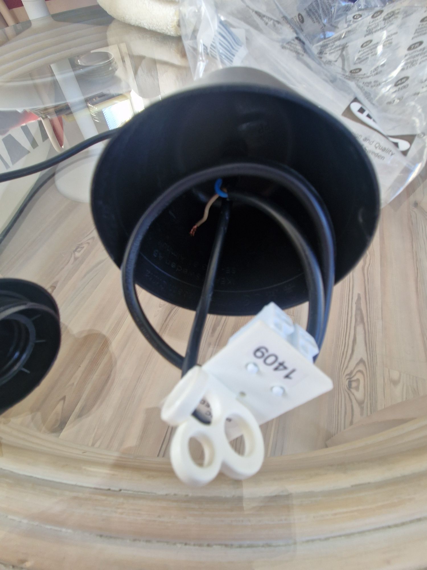 Ikea hemma , oprawka z kablem , czarna , używana