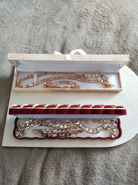 Набори, ланцюжки, браслети