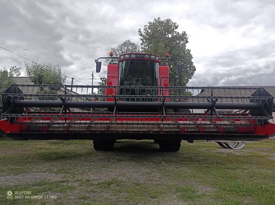 Продам комбайн Кейс 7088