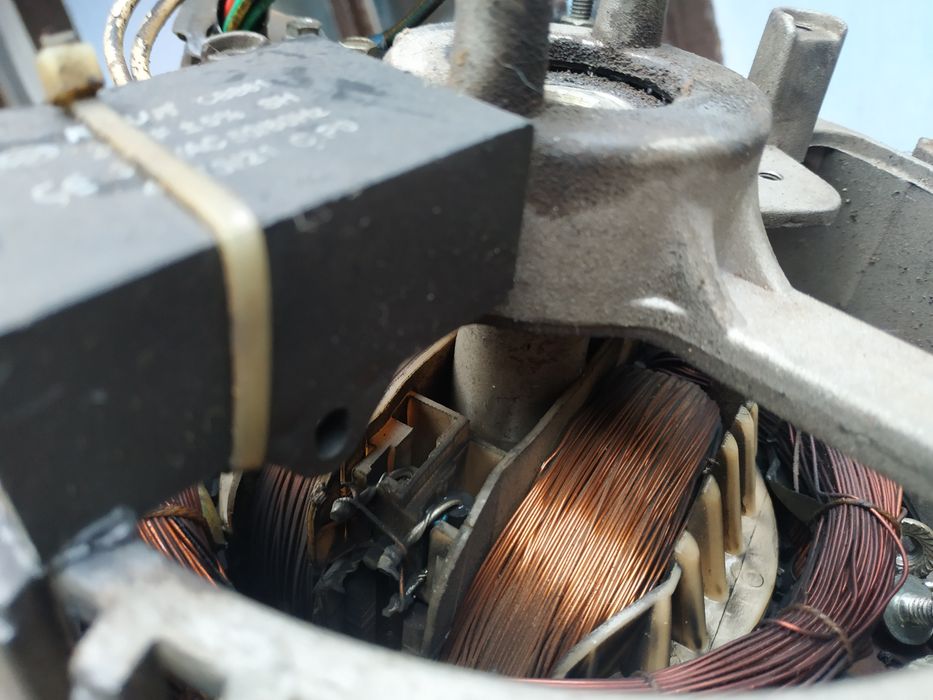 Продам запчасти для бензиновых генераторов