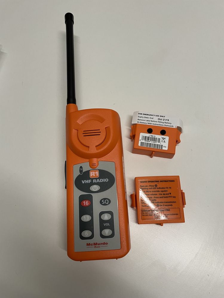 Rádio VHF de Emergência Mcmurdo R1