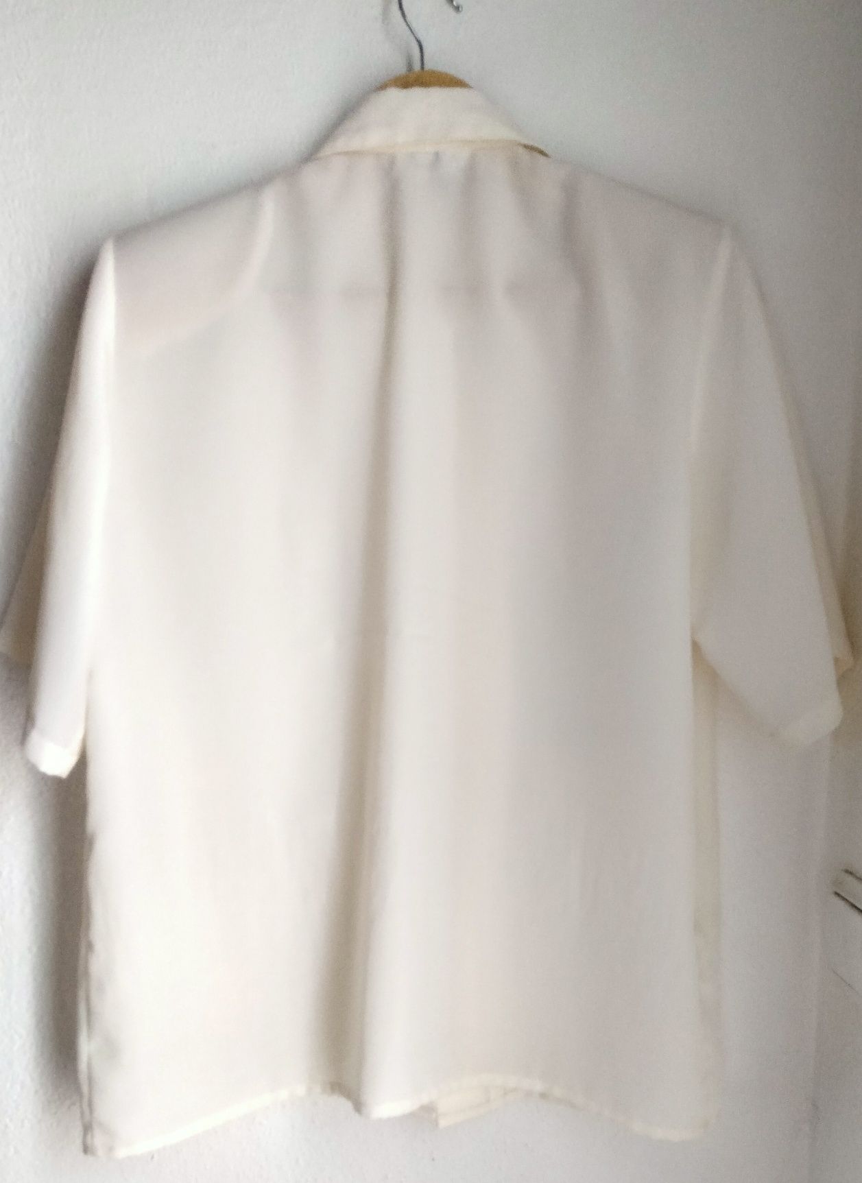 Camisa manga curta, creme