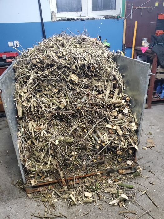 Gałęzie Zrębka Mix 1m3 Dziki Bez Olcha