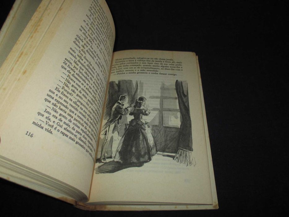 Livro Mulherezinhas Louise May Alcott