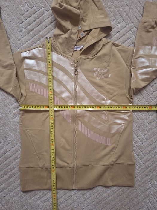 R. 134/140 bluza coccodrillo z elastanem