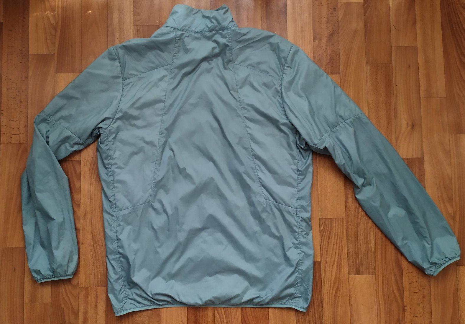 Куртка ветровка Mountain Hardwear р-р М