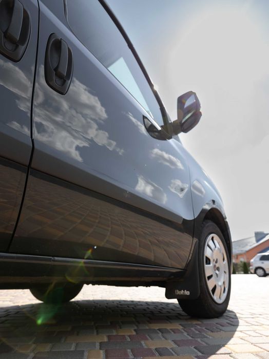 Вантажний автомобіль Fiat Doblo Maxi 2012