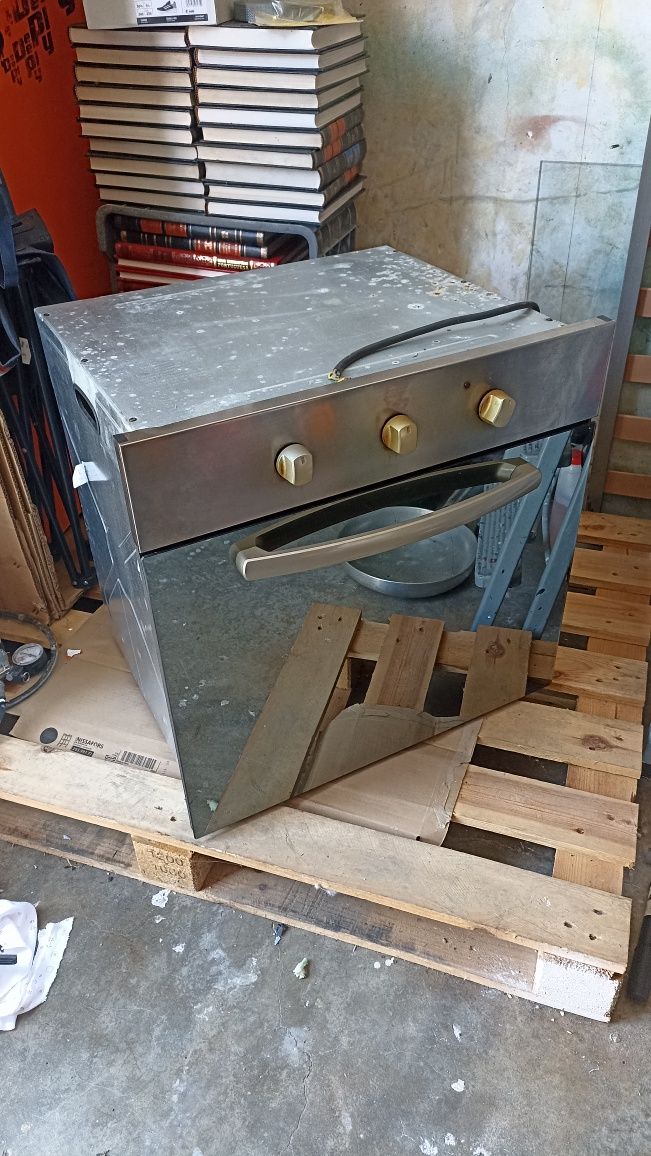 Forno Meireles Avariado