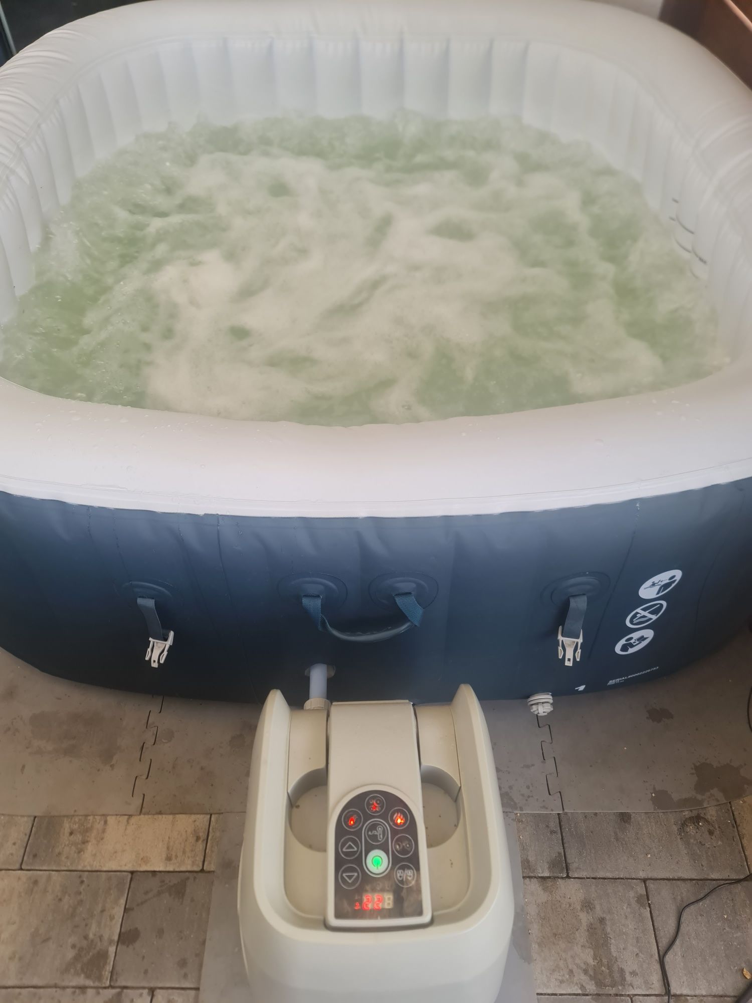 Jacuzzi lay-z-spa