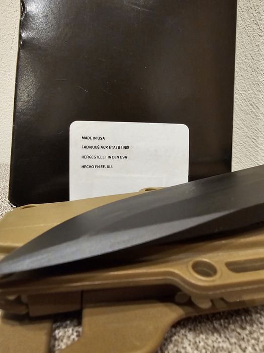 Nóż Gerber Strongarm Coyote USA Survival Oryginalny