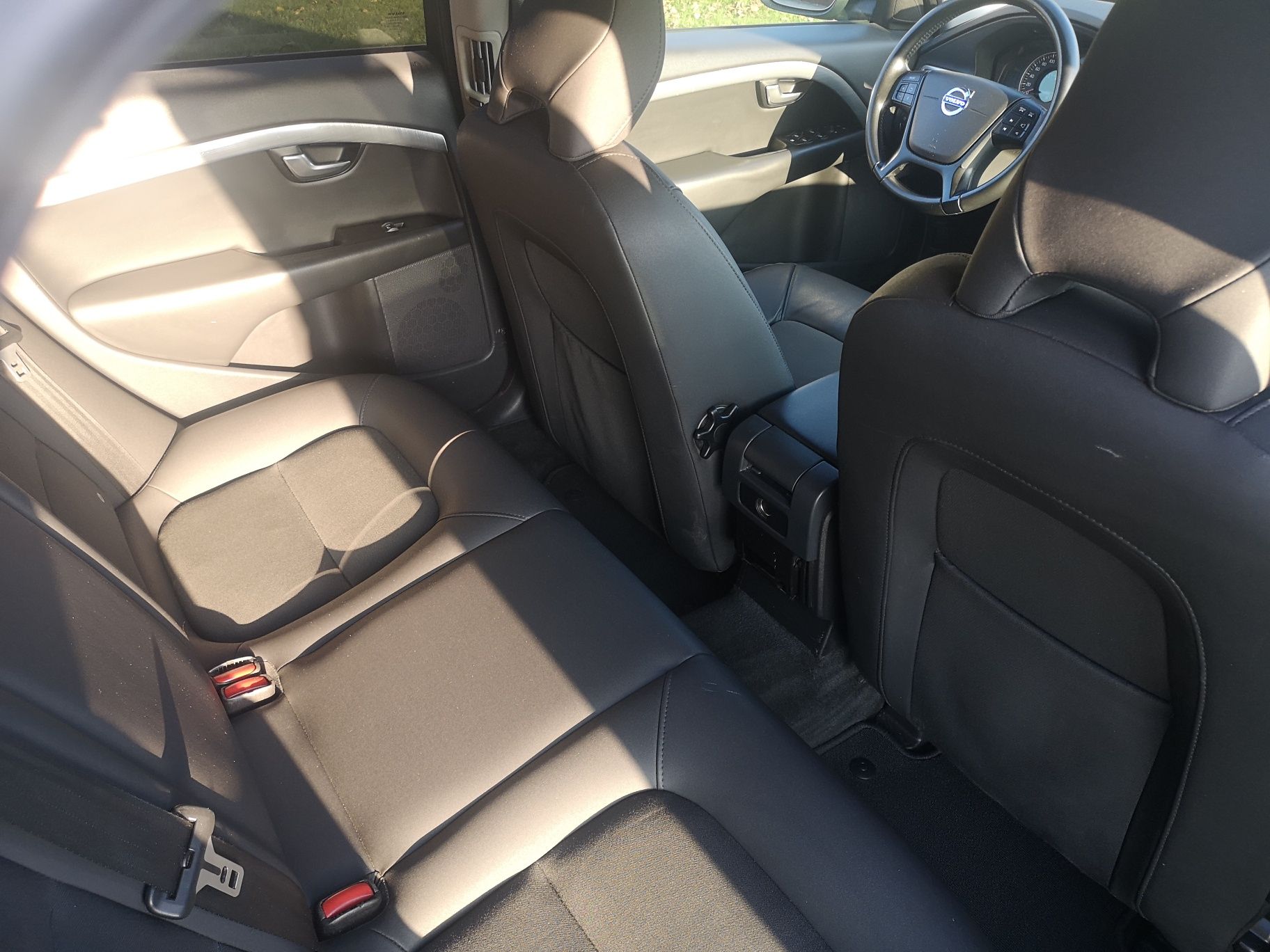 VOLVO V70  2.0D 2009