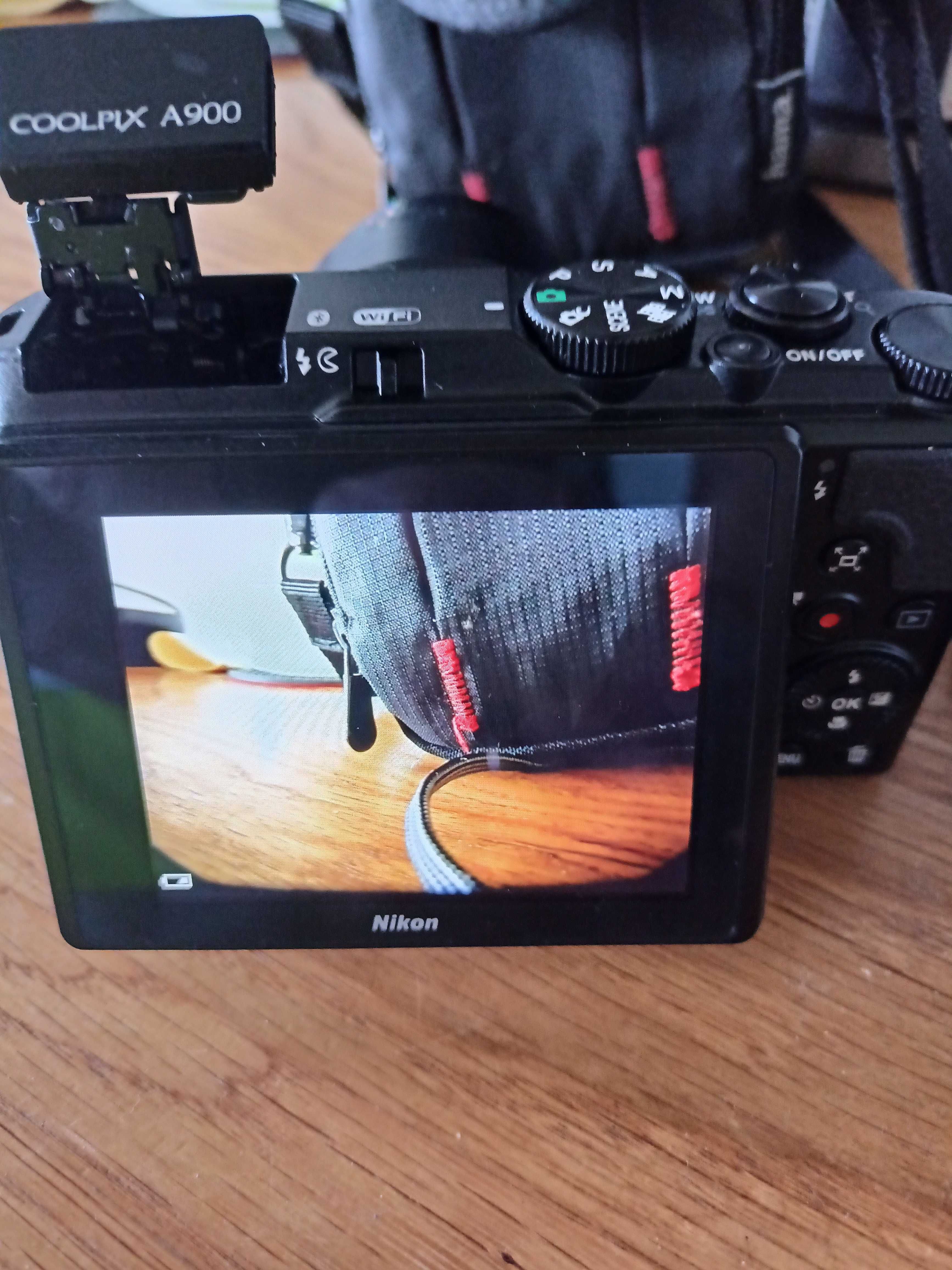 Nikon Coolpix A900 ( uszkodzony)