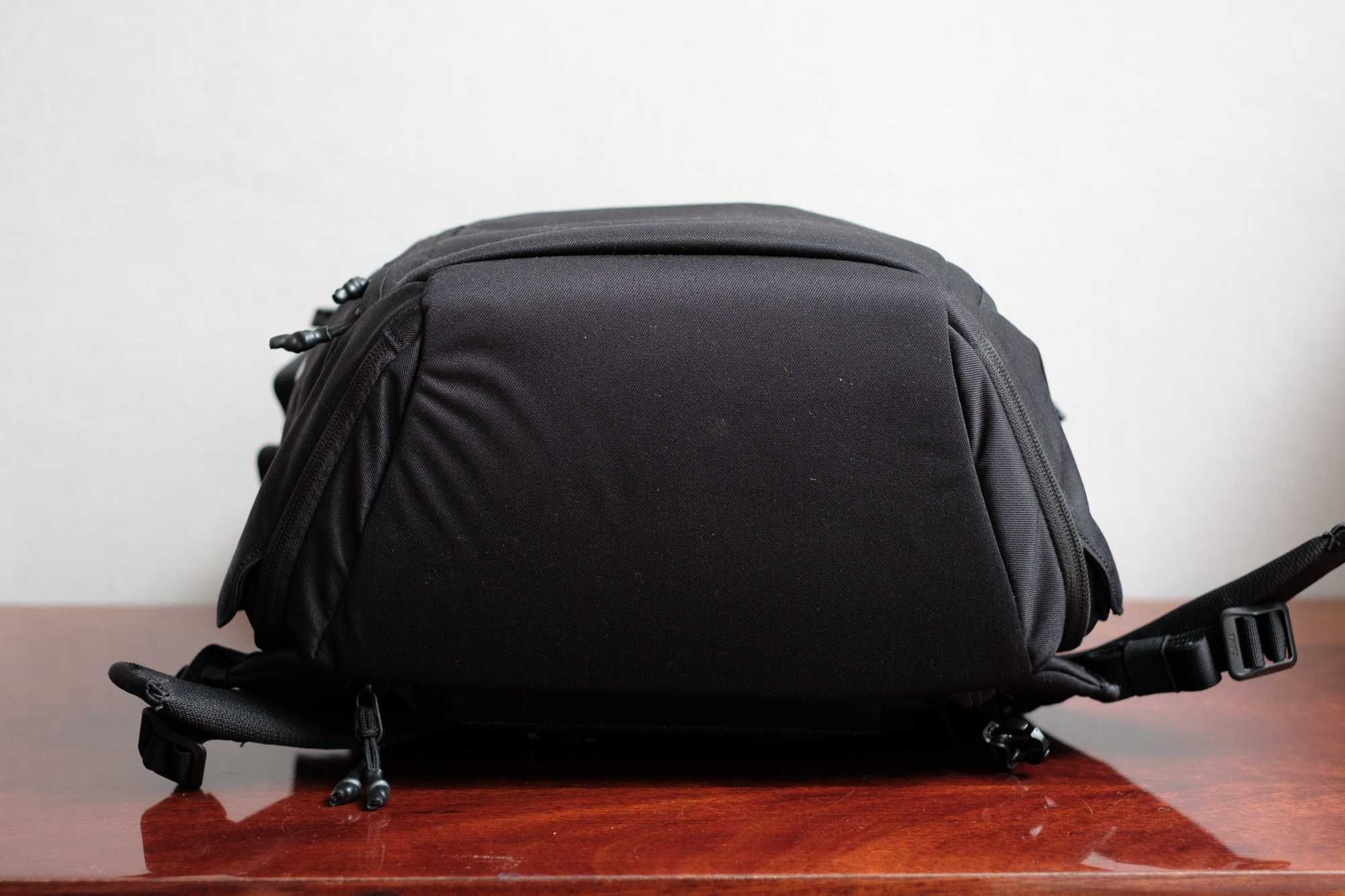 Фоторюкзак Thule Covert DSLR Backpack 24L Black
